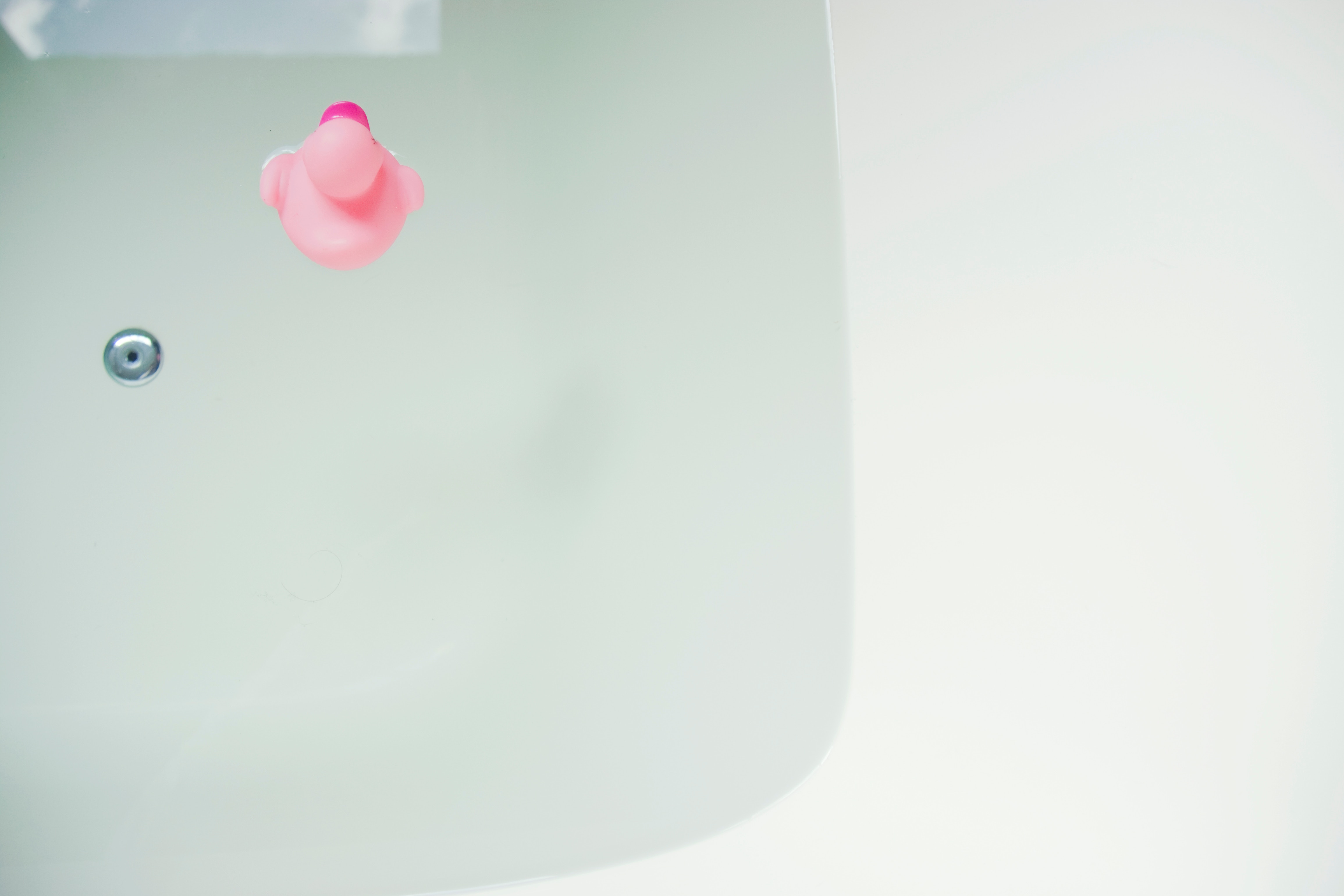 Pink and white bathroom design