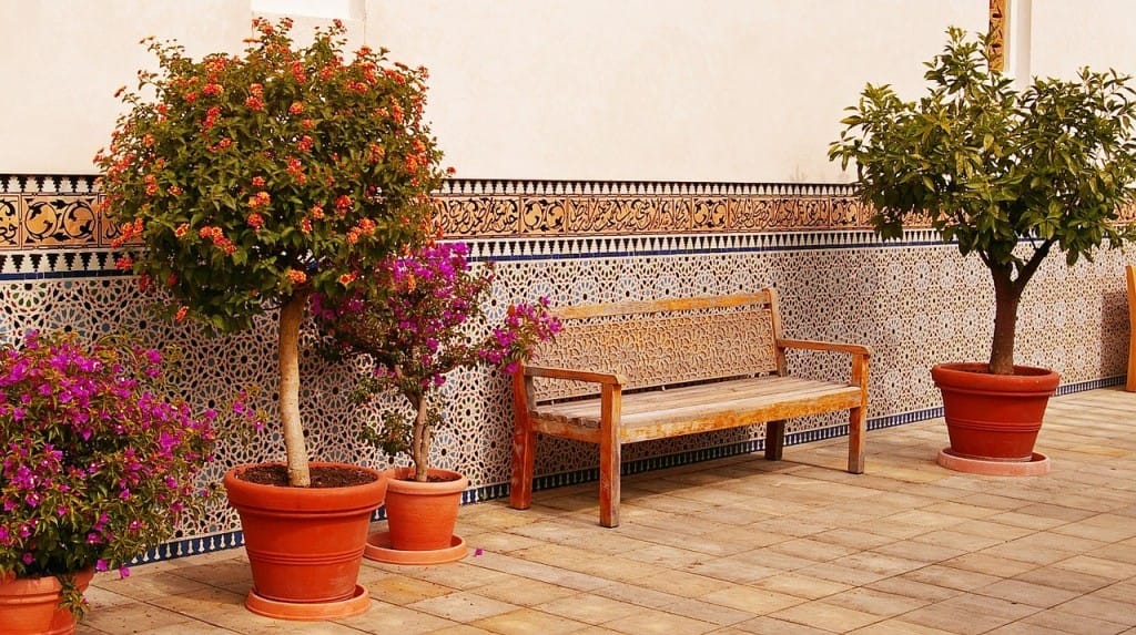 moroccan patio