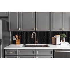 Chevron Gloss Black 28.85cm x 30.25cm (2.3cm x 8.5cm) Mosaic Tile