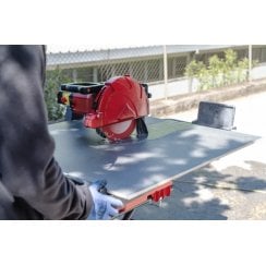 DT-250 MAX Tile Cutter (220-240v)