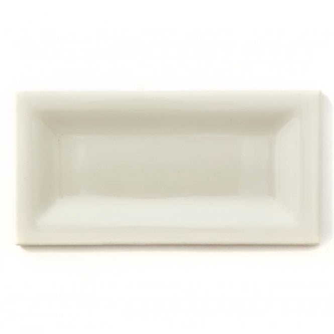 InMetro Cream Glazed 7.5cm x 15cm Wall Tile