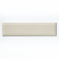 Metro Bevelled Gloss Cream 7.5cm x 30cm Wall Tile