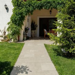 Mottled Beige Modular 12mm (0.72sqm)
