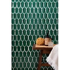 Plume Emerald Green (1.5cm x 11.5cm) 30.5cm x 26.9cm Mosaic Tile
