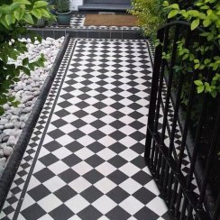 Victorian Diamond Corner 17.2cm x 15cm Mosaic Tile